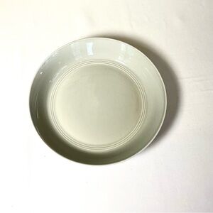Crate & Barrel by Aaron Probyn Hue Light Gray Low Bowl 9.25” NWT